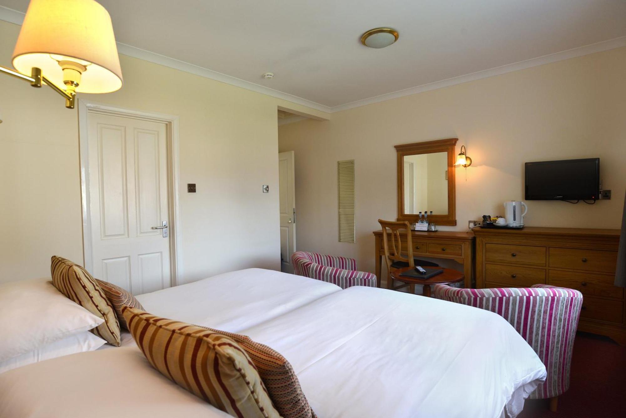 The Brickwall Hotel Sedlescombe Exterior photo